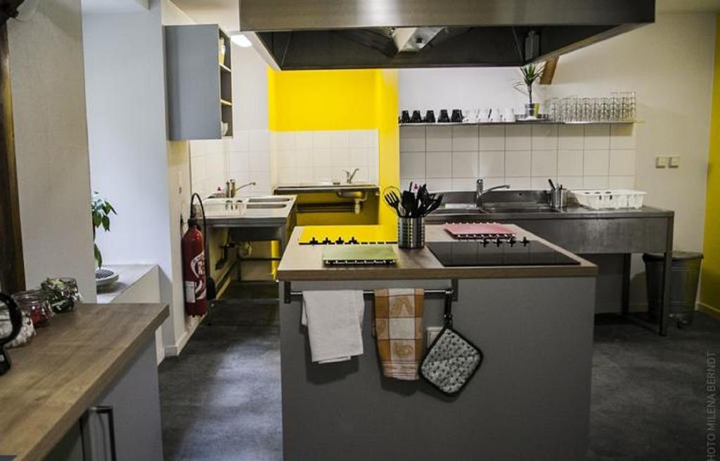1861 Chatel Hostel חדר תמונה